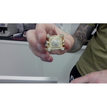 Anillo de oro 18k talla 26
